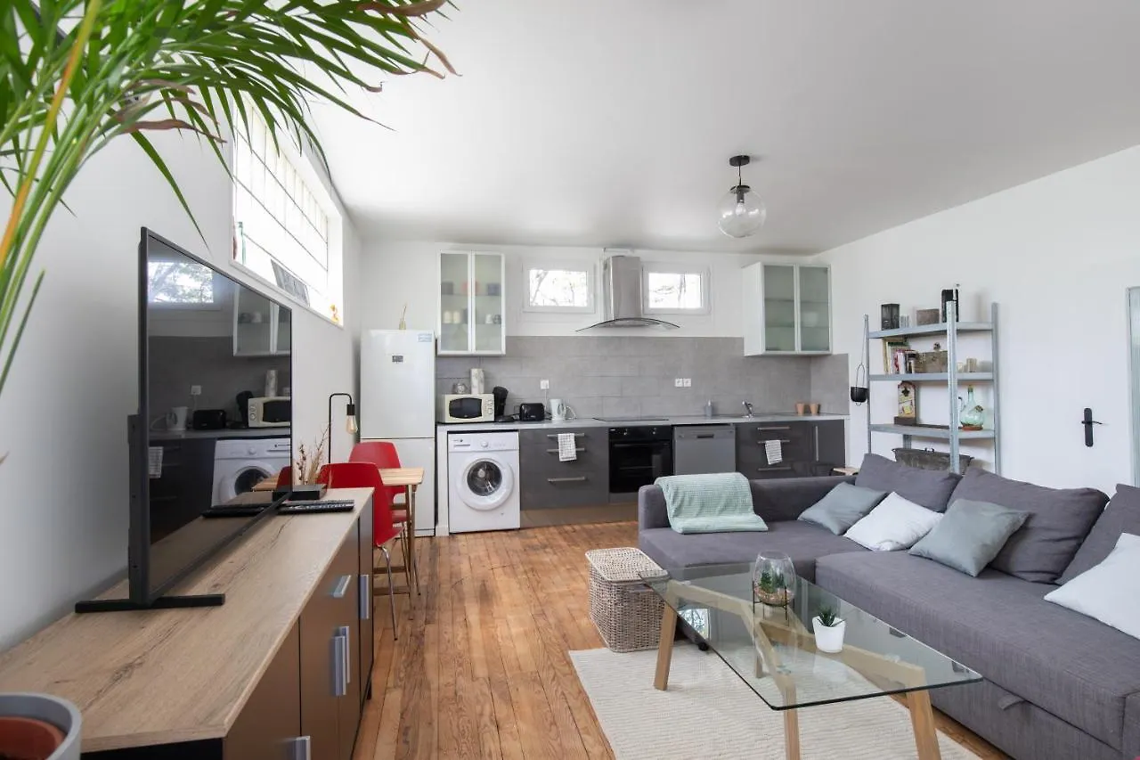 *Le Cosy* 3 Chambres Hypercentre - Parking - Wifi Avignon France