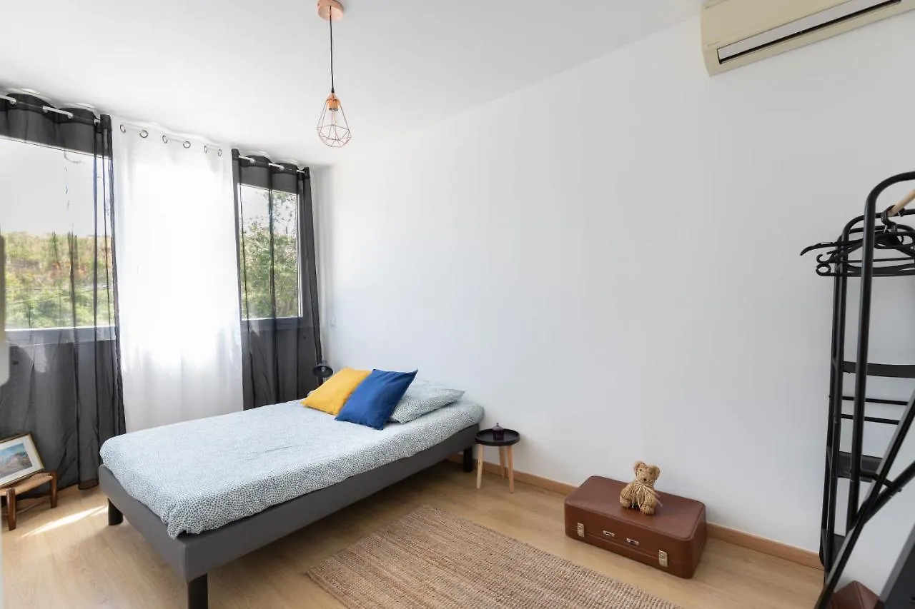 *Le Cosy* 3 Chambres Hypercentre - Parking - Wifi Avignon